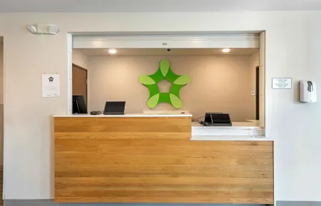 Lobby and Guest Check-in