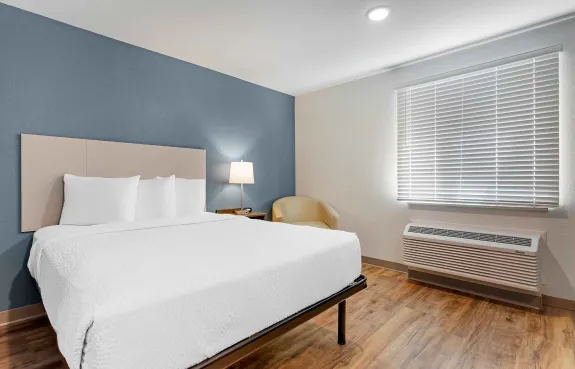 Studio Suite - 1 Queen Bed